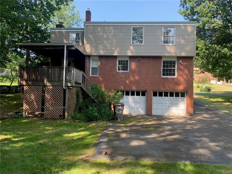 115 Sandhurst Rd, Upper Saint Clair, PA 15241