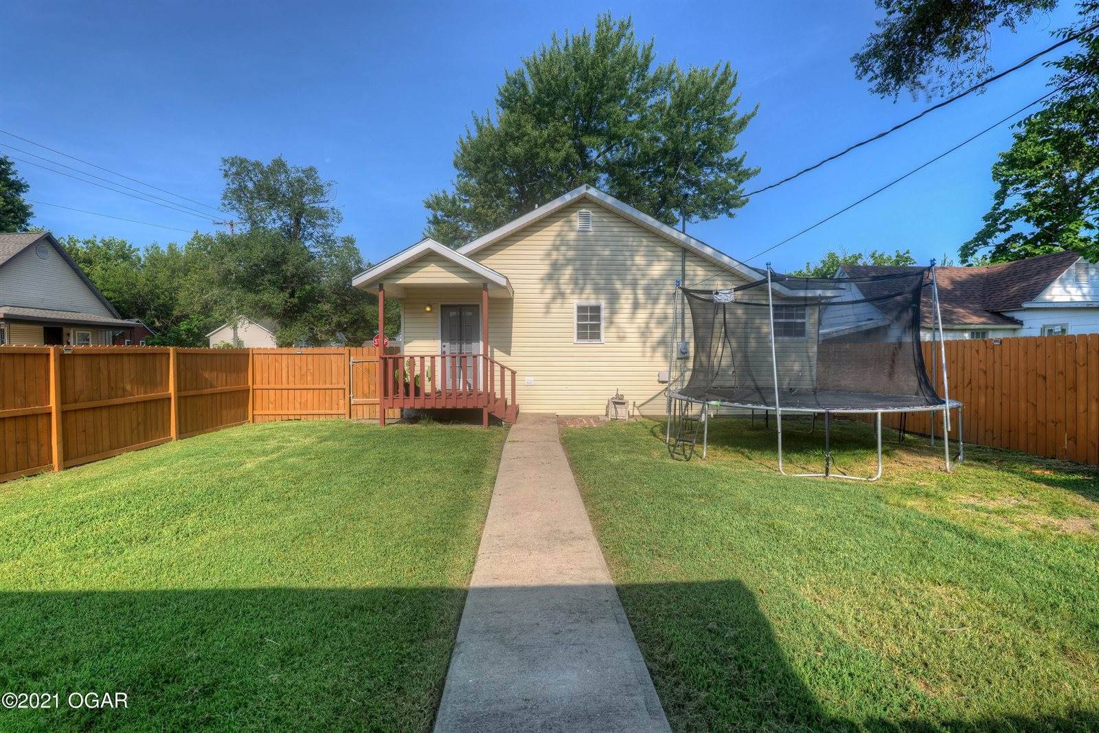 1429 South Jackson Avenue, Joplin, MO 64804