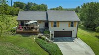 6531 SW 40th St, Topeka, KS 66610