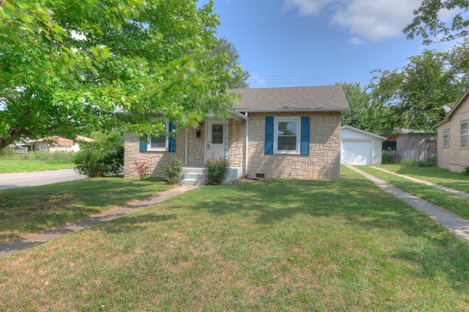 2801 East 11th Street, Joplin, MO 64801