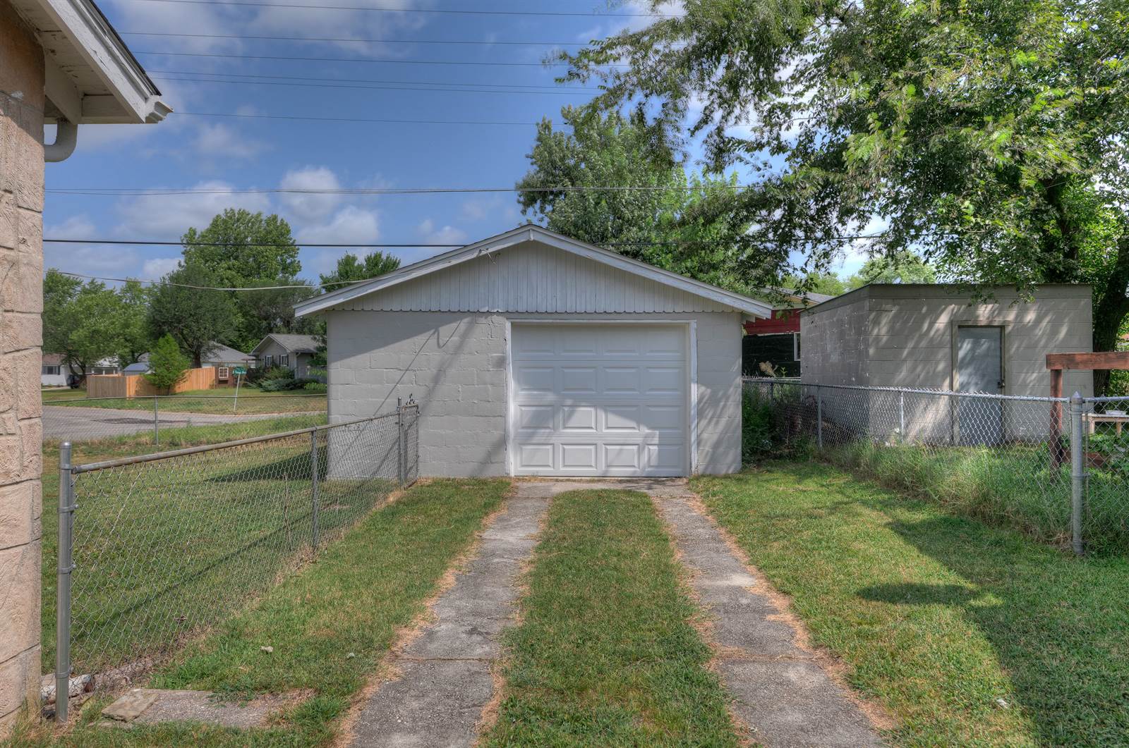 2801 East 11th Street, Joplin, MO 64801