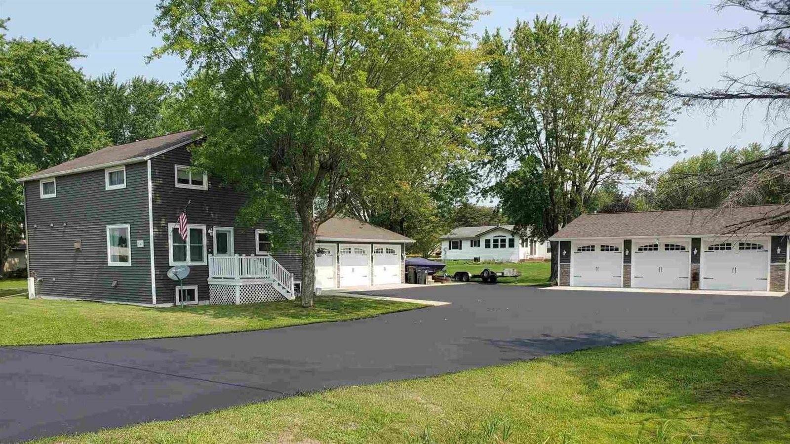 3001 W Veterans Parkway, Marshfield, WI 54449