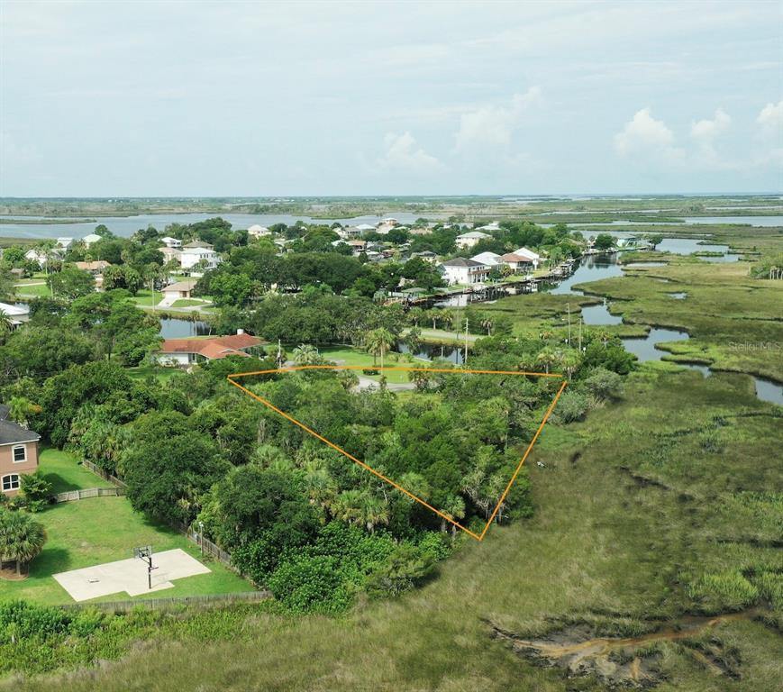 11579 West Dixie Shores Drive, Crystal River, FL 34429