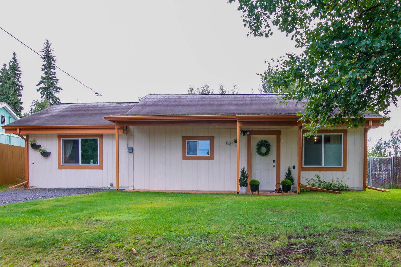 521 Dunbar Ave, Fairbanks, AK 99701