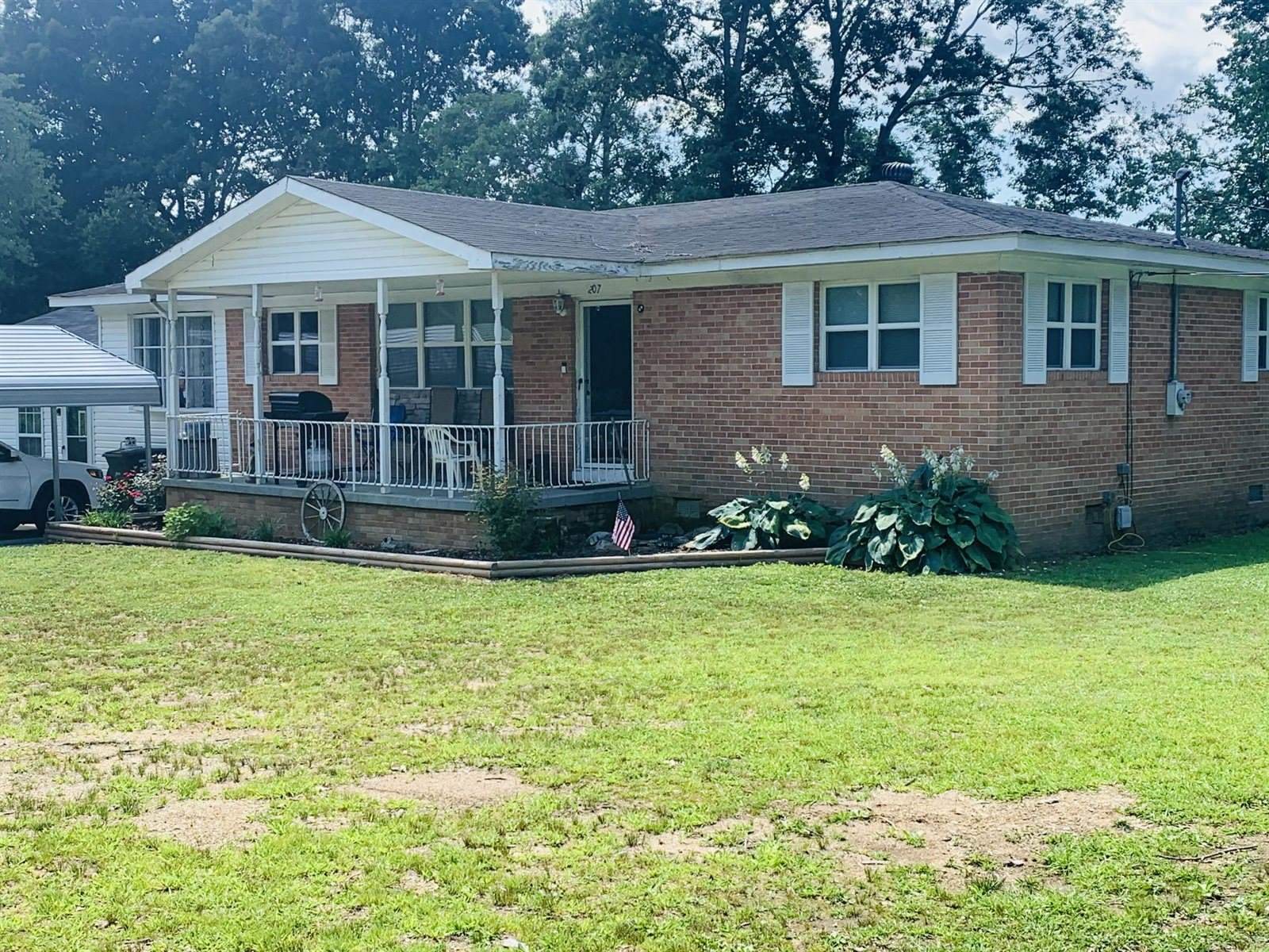 207 SW Forrest Hill Road Rd, Dalton, GA 30720