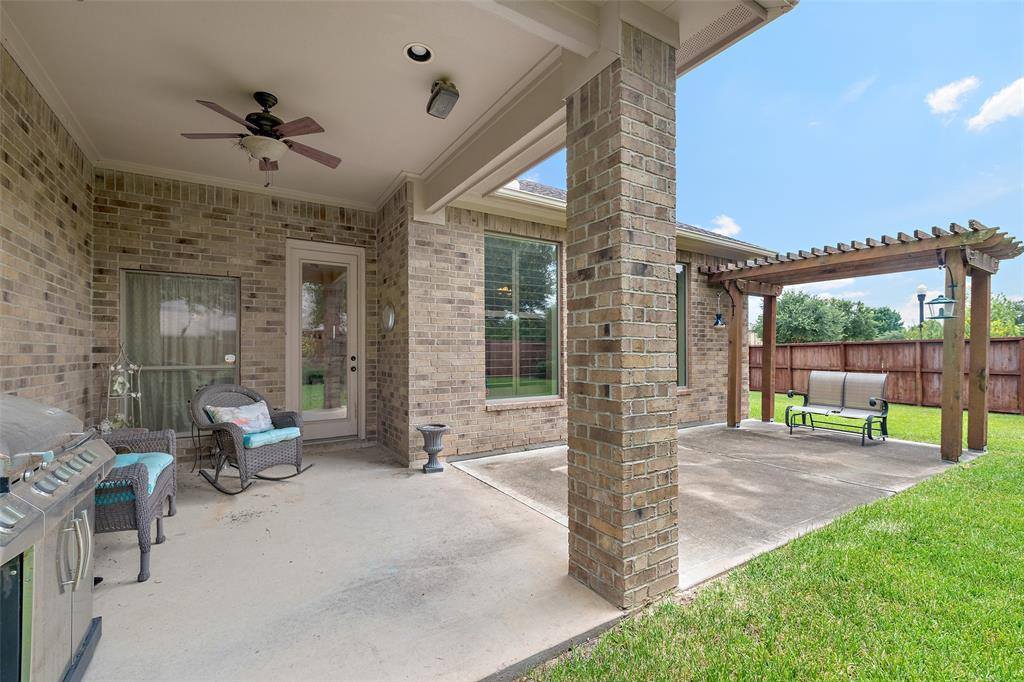 9307 Casa Blanca Circle, Cypress, TX 77433