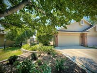 3357 SW McClure Ct, Topeka, KS 66614