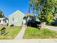 1320 Main, Williston, ND 58801