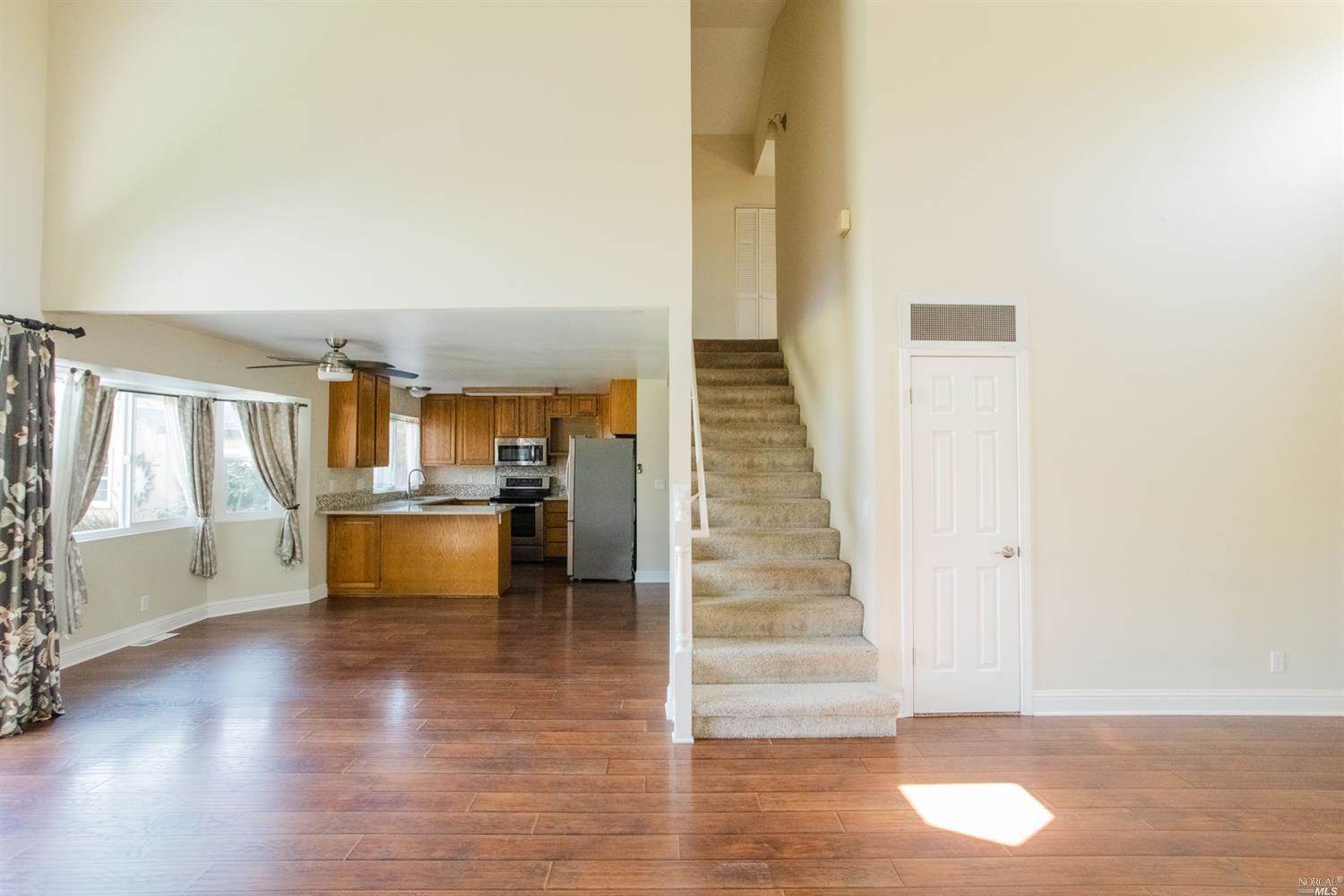 2291 Vista Del Sol Court, Santa Rosa, CA 95401