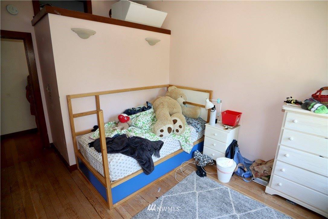 1535 Kelly Road, Bellingham, WA 98226