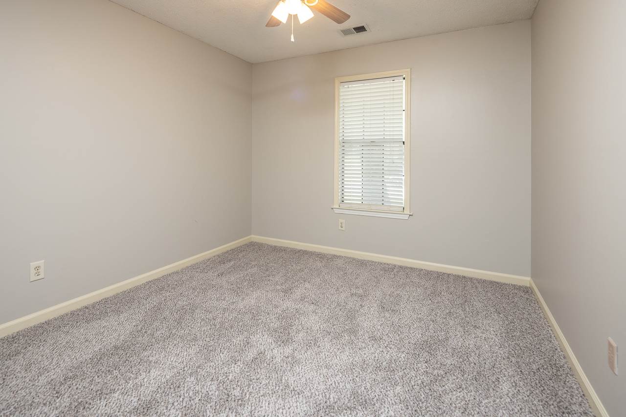 1086 Trappers Cv, Cordova, TN 38018