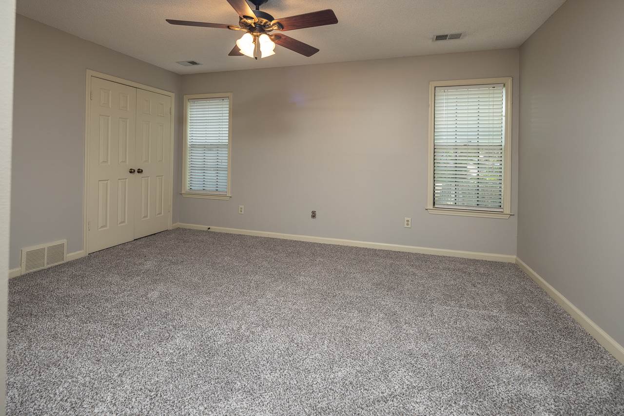 1086 Trappers Cv, Cordova, TN 38018