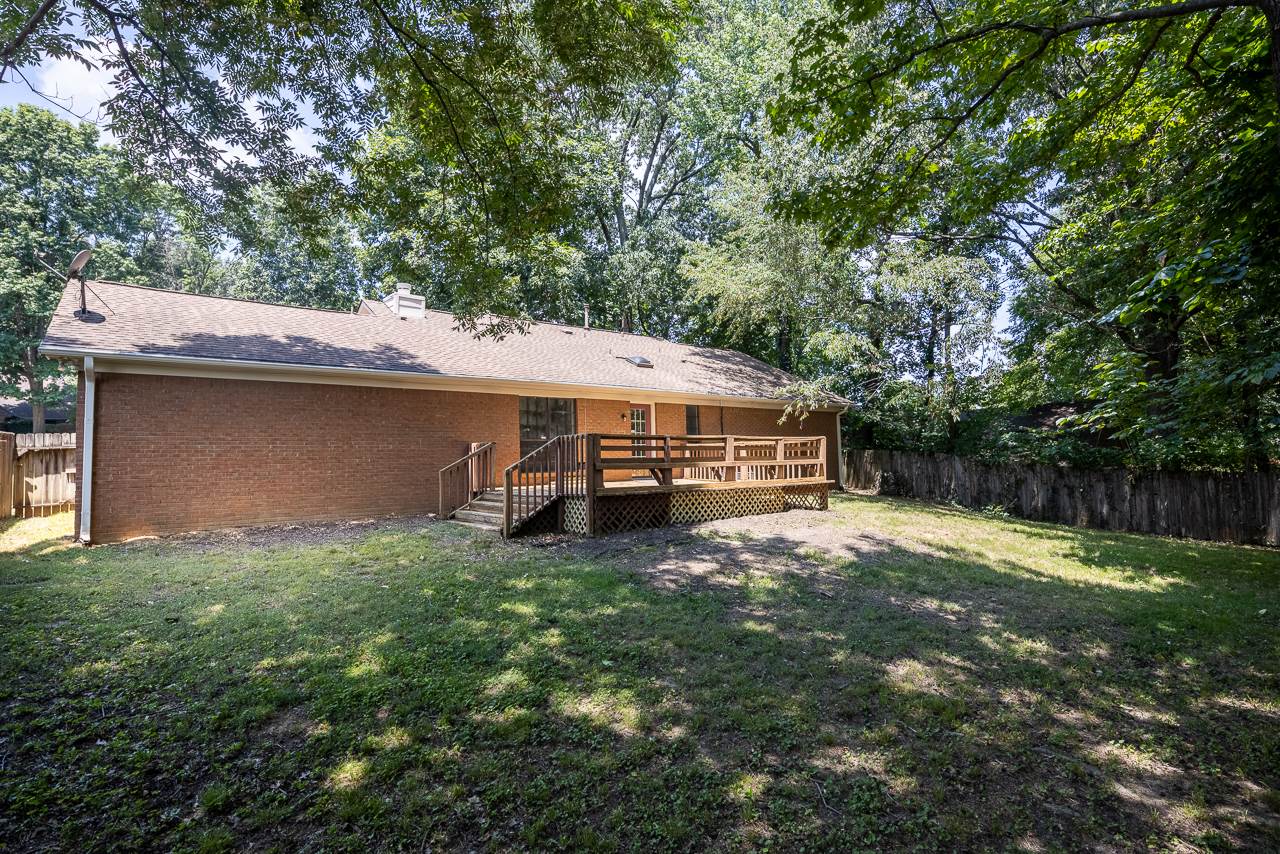 1086 Trappers Cv, Cordova, TN 38018