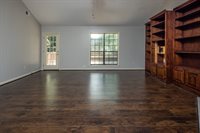 1086 Trappers Cv, Cordova, TN 38018