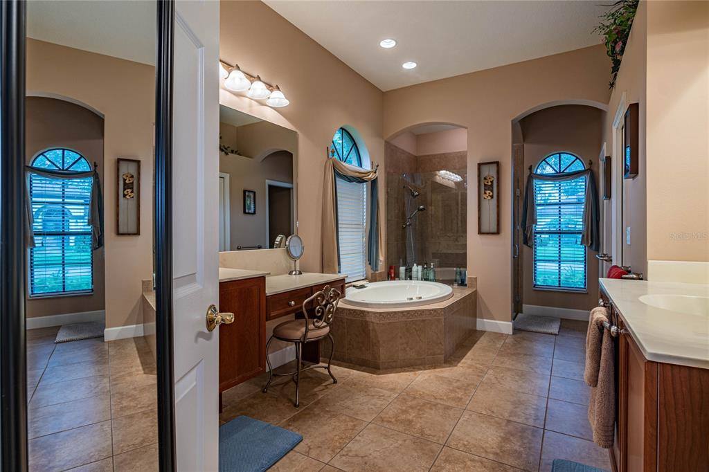 3027 Sheehan Drive, Land O Lakes, FL 34638