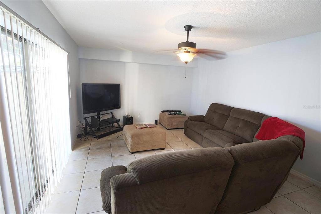 2933 Tangerine Court, Leesburg, FL 34748