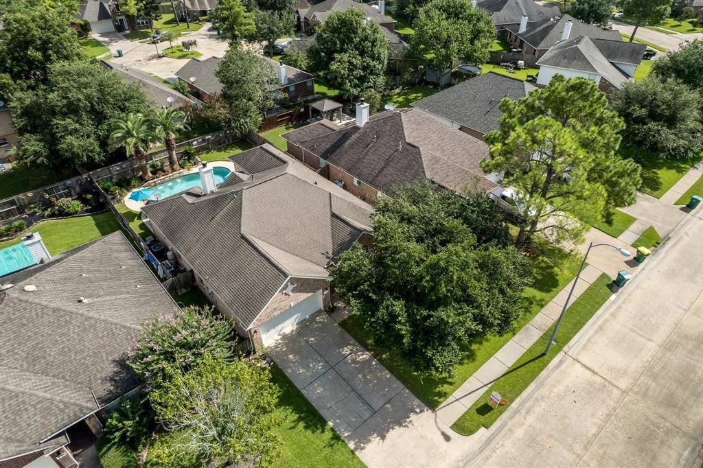 14522 Chestnut Falls Drive, Cypress, TX 77433