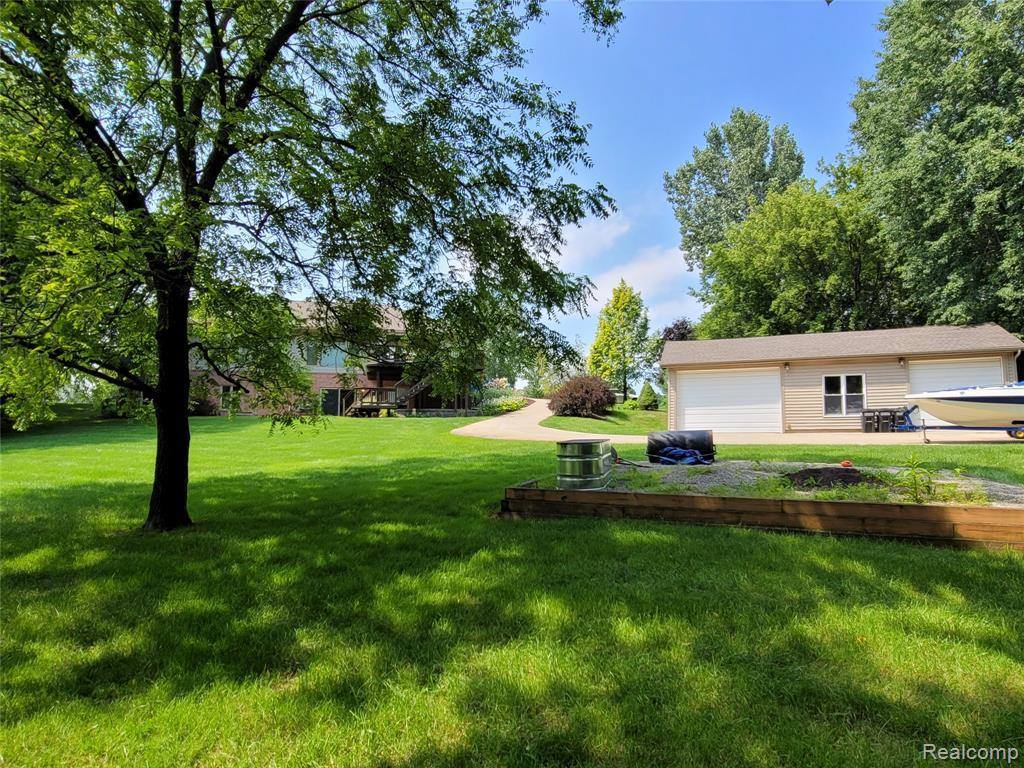 3838 Kipling Cir, Howell, MI 48843