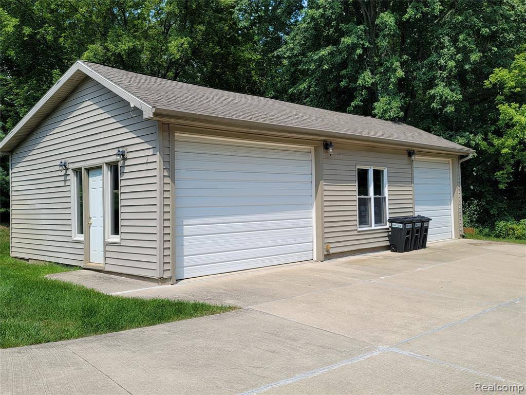 3838 Kipling Cir, Howell, MI 48843