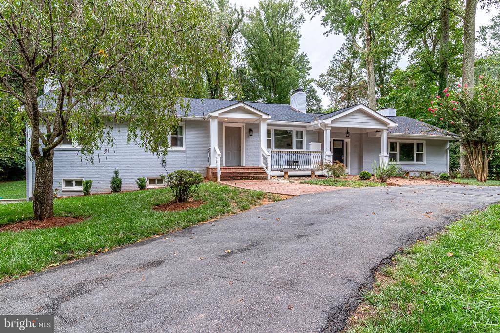 2505 Easie Street, Oakton, VA 22124