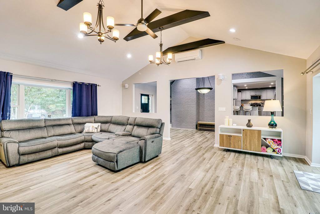 2505 Easie Street, Oakton, VA 22124