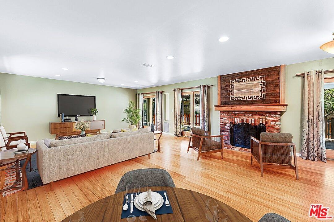 22858 Gault St, West Hills, CA 91307