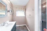 22858 Gault St, West Hills, CA 91307