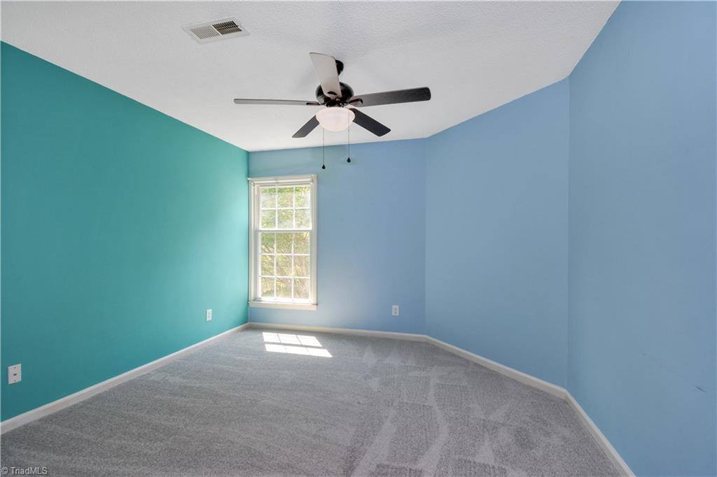 810 Carriage Crossing Lane, Greensboro, NC 27410