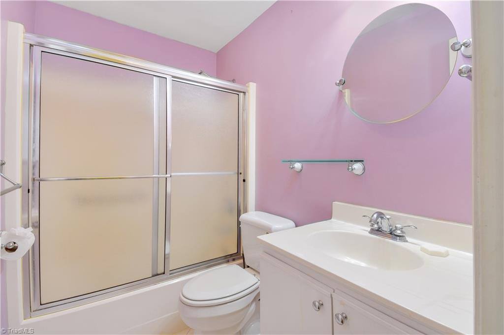 810 Carriage Crossing Lane, Greensboro, NC 27410