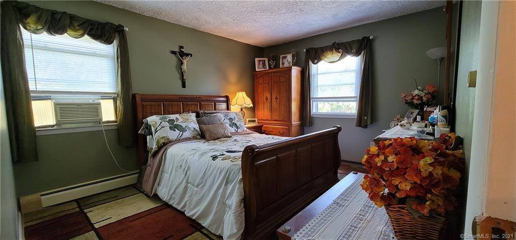 7 Dodge Drive, Shelton, CT 06484