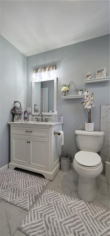 7 Dodge Drive, Shelton, CT 06484