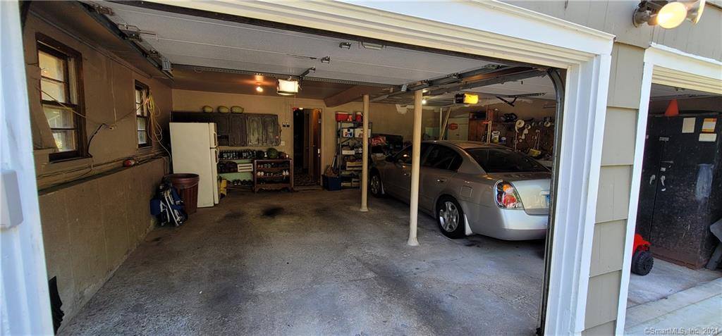 7 Dodge Drive, Shelton, CT 06484