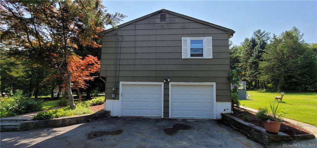 7 Dodge Drive, Shelton, CT 06484