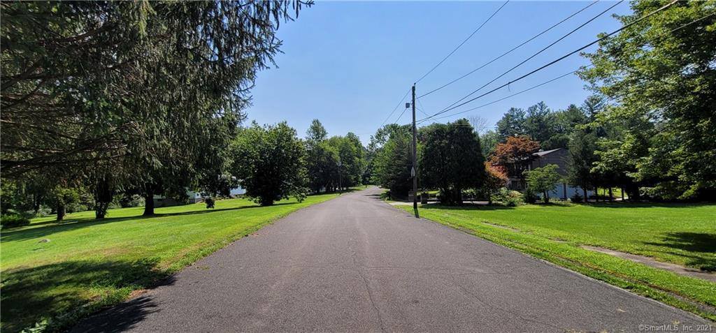 7 Dodge Drive, Shelton, CT 06484