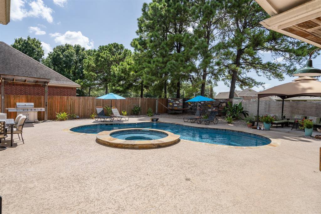 10615 Brushy River Court, Houston, TX 77095