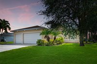 525 SE 16th Place, Cape Coral, FL 33990