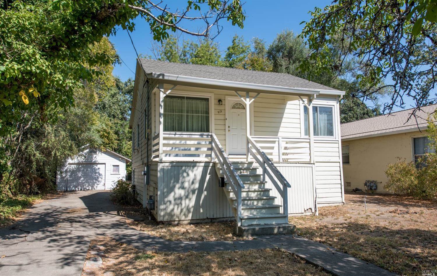 219 Hewett Street, Santa Rosa, CA 95401