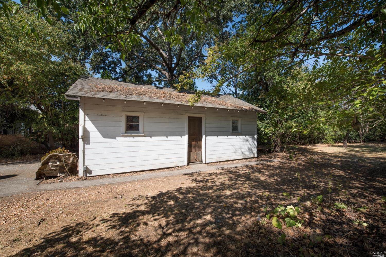 219 Hewett Street, Santa Rosa, CA 95401