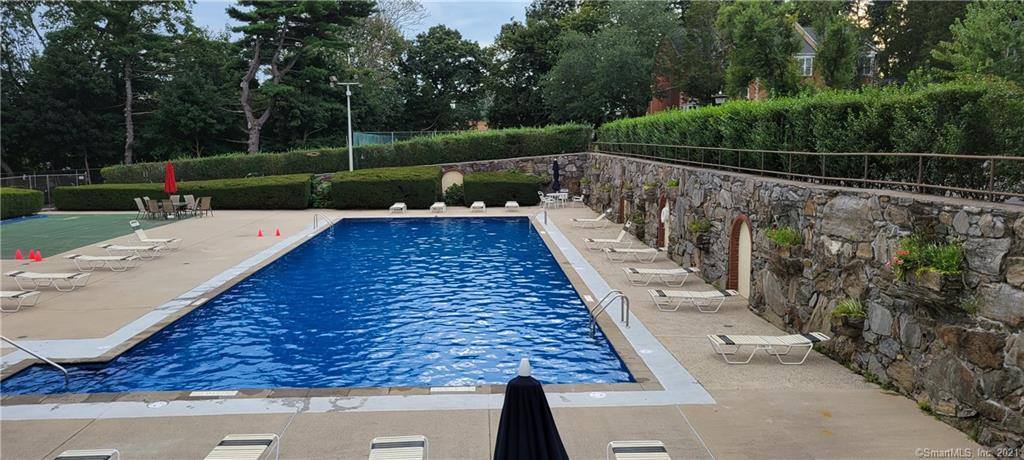 2675 Park Avenue, Bridgeport, CT 06604