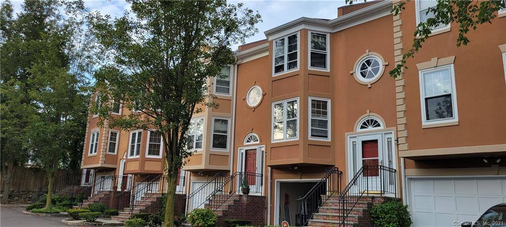 2675 Park Avenue, Bridgeport, CT 06604