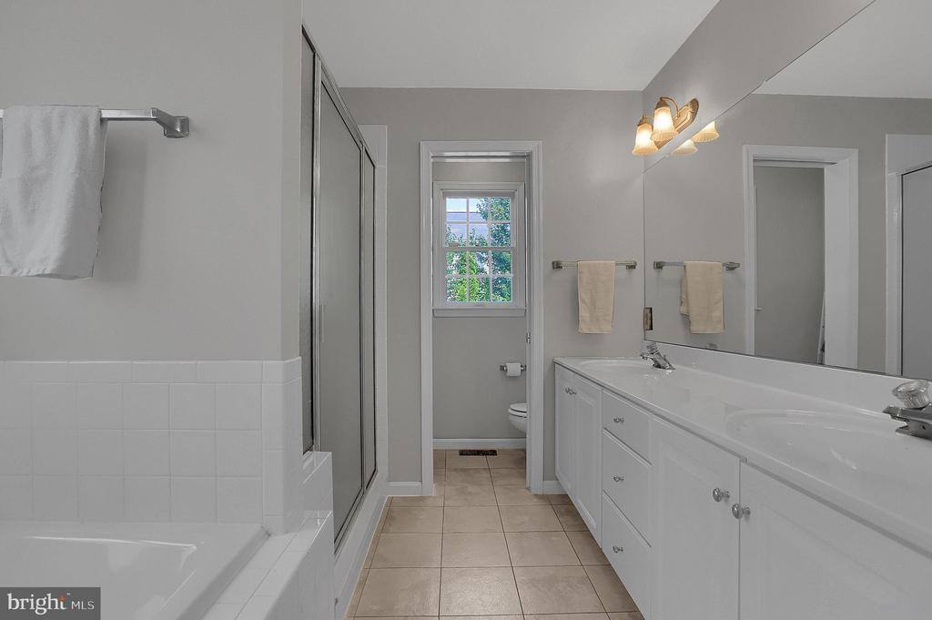 1441 Northhampton Lane, New Cumberland, PA 17070