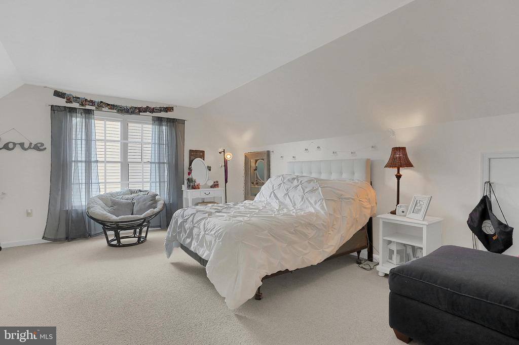 1441 Northhampton Lane, New Cumberland, PA 17070