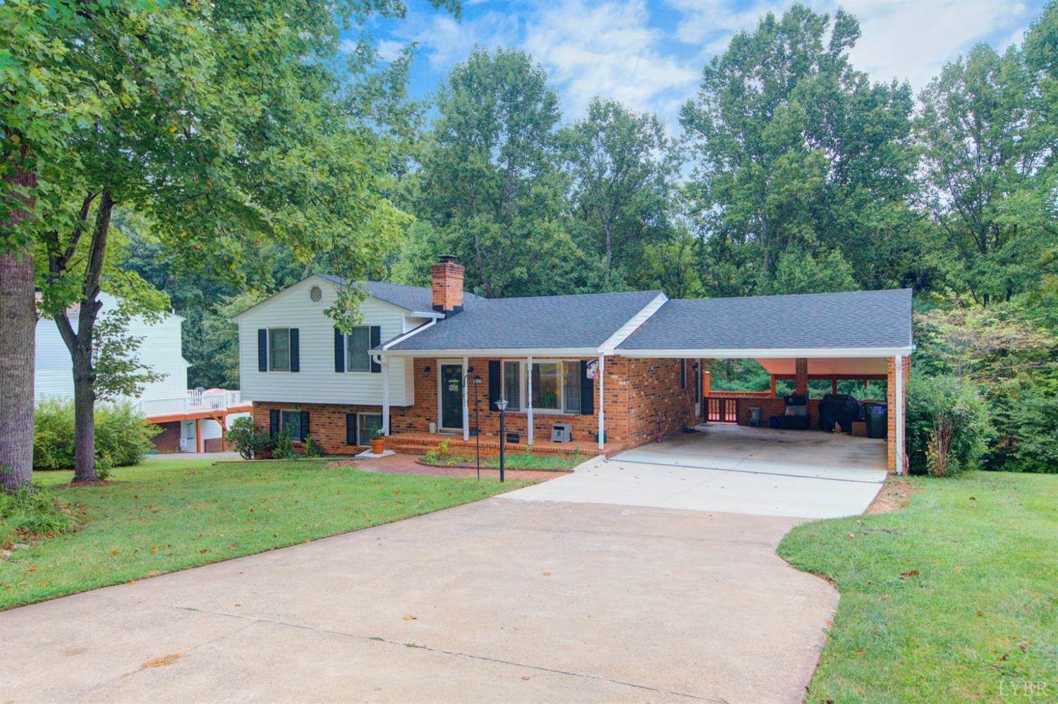 155 Goldfinch Drive, Lynchburg, VA 24502