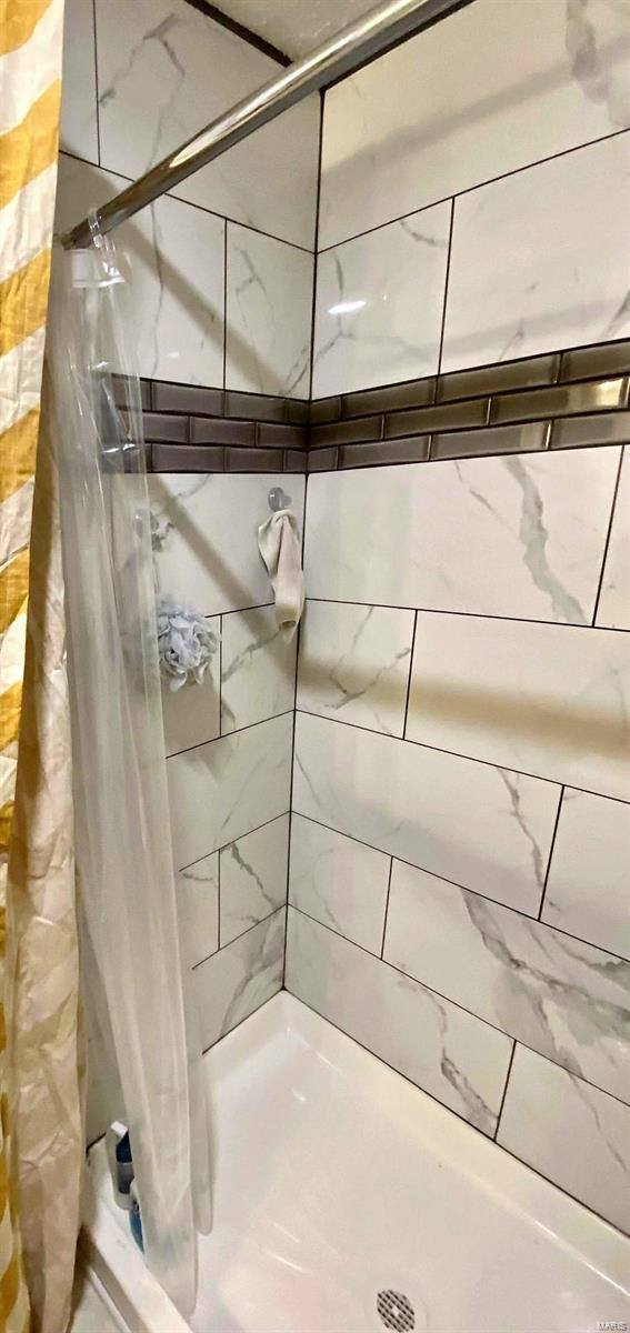 737 McFowler Street, Richland, MO 65556