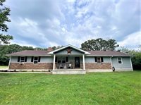 737 McFowler Street, Richland, MO 65556