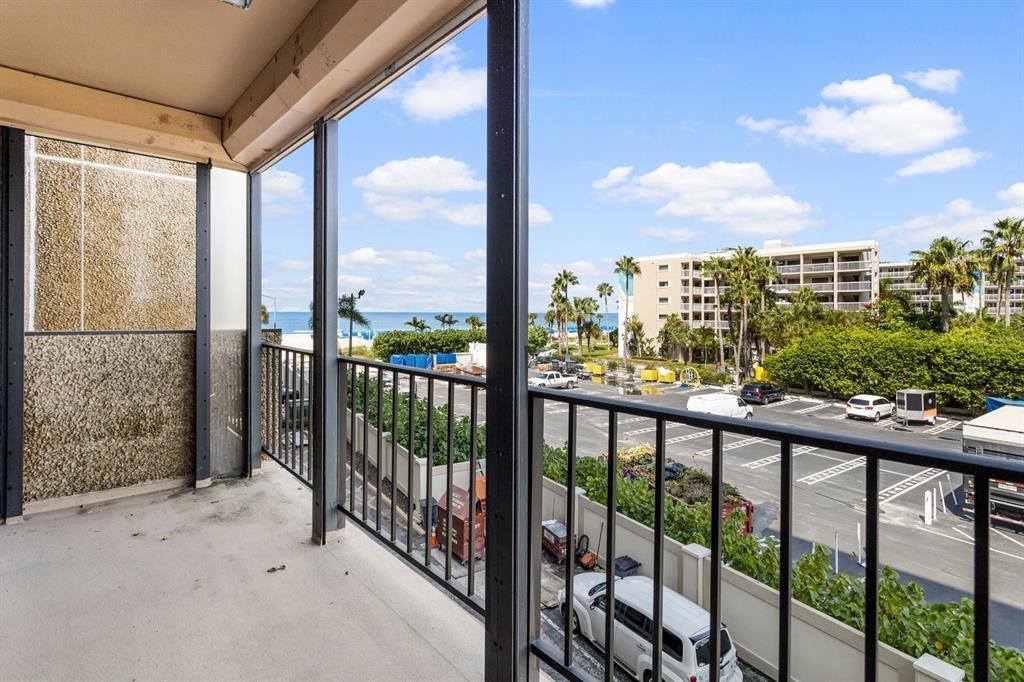 5396 Gulf Boulevard, #307, Saint Pete Beach, FL 33706