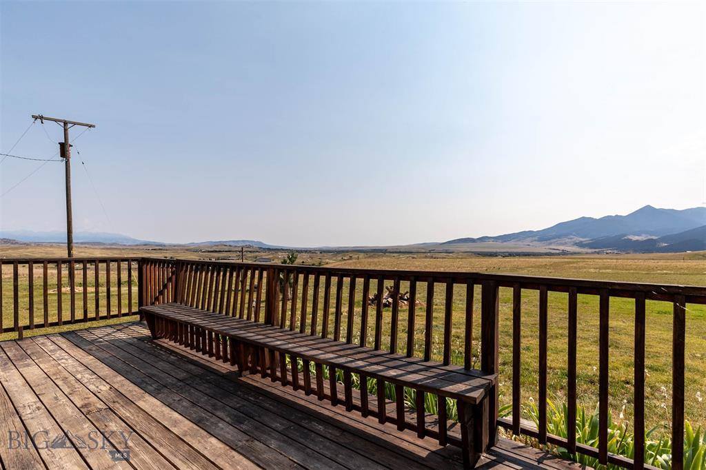 127 Old Ranch Road, Livingston, MT 59047