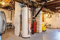 72 Woodrow St, Springfield, MA 01119