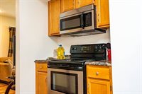 72 Woodrow St, Springfield, MA 01119