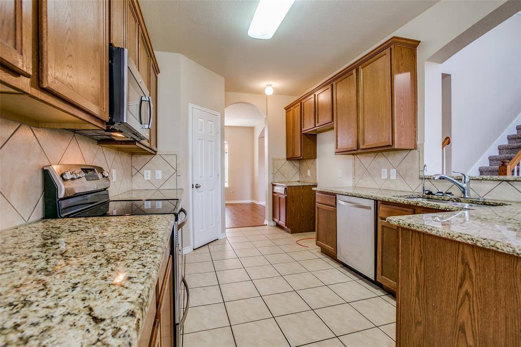 1122 May Court, Lancaster, TX 75146